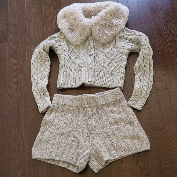 Zara Chunky Knit Cardigan (Sz S) Shorts (Sz M) Set with Faux Fur Collar. - Picture 2 of 8